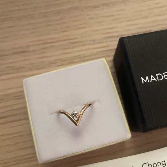 Solid Gold and Diamond Wishbone Ring - Picture 5 of 5